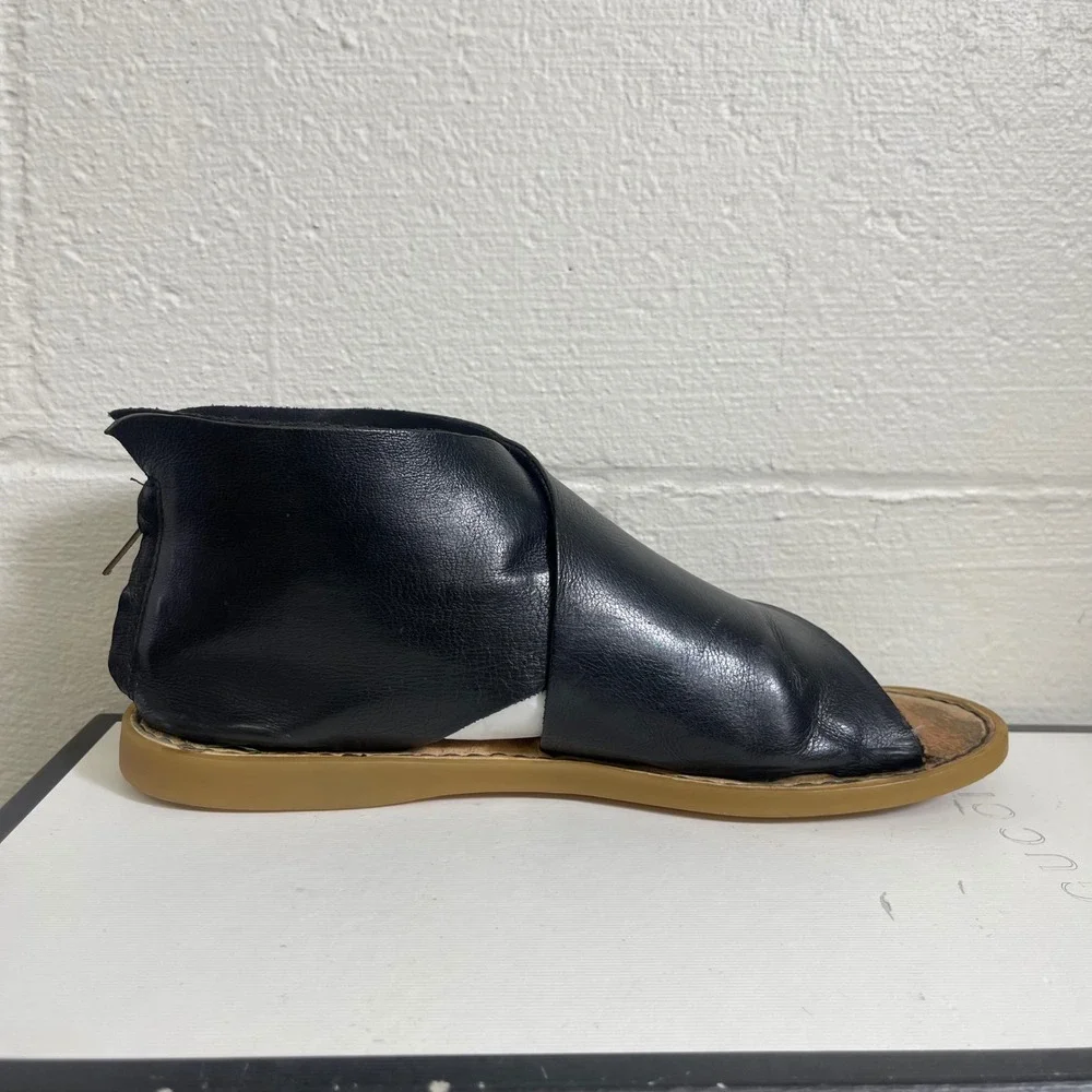 Born Iwa Sandals Black Leather Criss Cross Back‎ Zip Women's Size 8 M